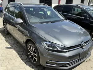 Volkswagen Golf 1.4T S FWD 2019 Gray