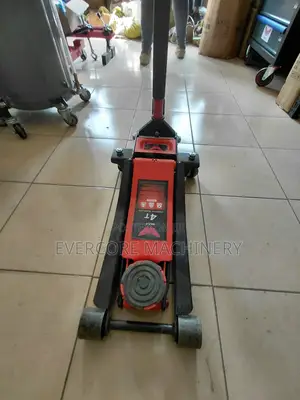 Heavy Duty 4000kg(4t) Trolley Jack Machine.