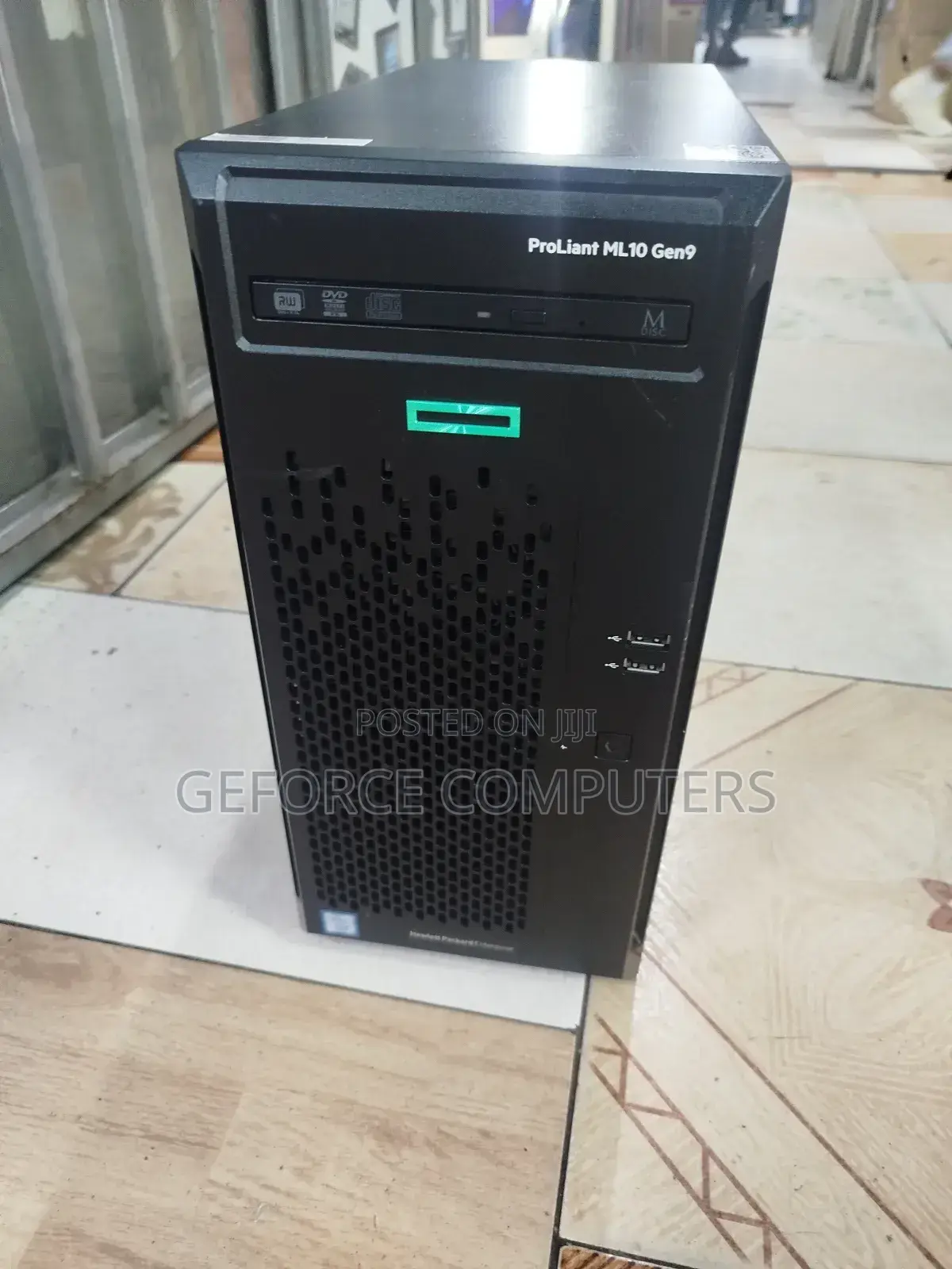 Server Lenovo 16GB Intel Xeon HDD 1T