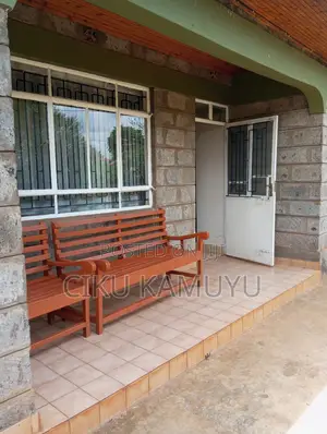 4bdrm Bungalow in Guango Estate, Muchatha for sale