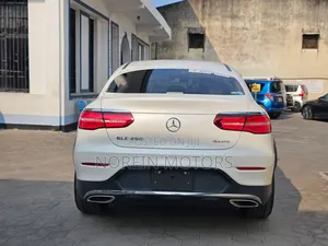 Mercedes-Benz GLC-Class 2020 Off white