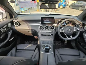 Mercedes-Benz GLC-Class 2020 Off white