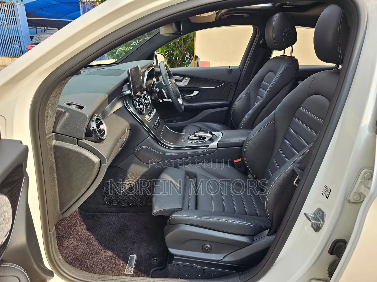 Mercedes-Benz GLC-Class 2020 Off white