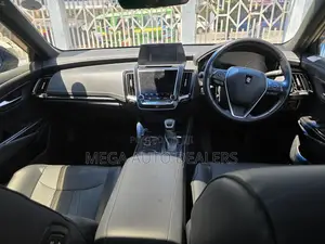 Toyota Crown 2019 Black