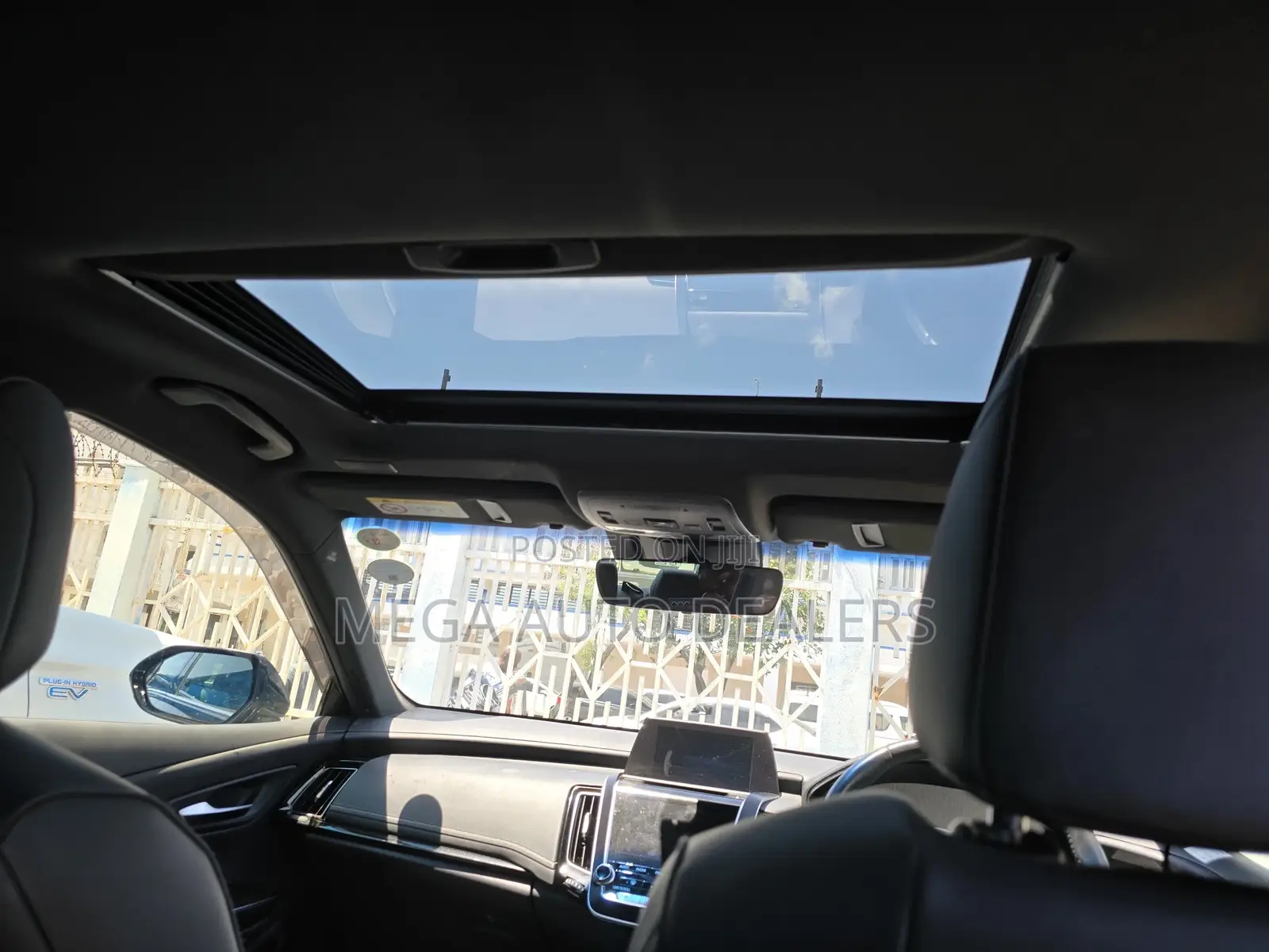 Toyota Crown 2019 Black