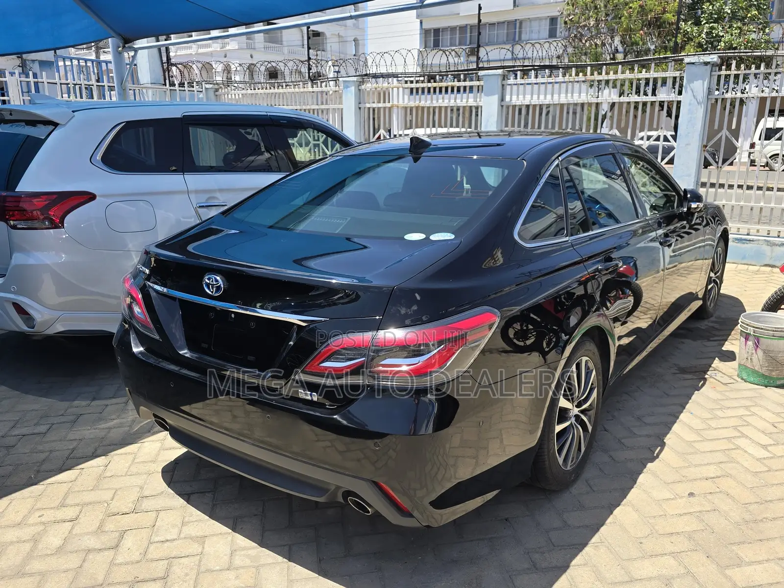 Toyota Crown 2019 Black