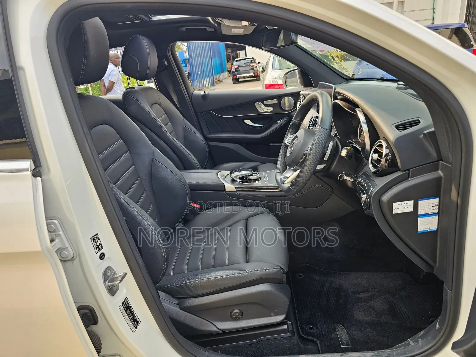 Mercedes-Benz GLC-Class 2020 Off white
