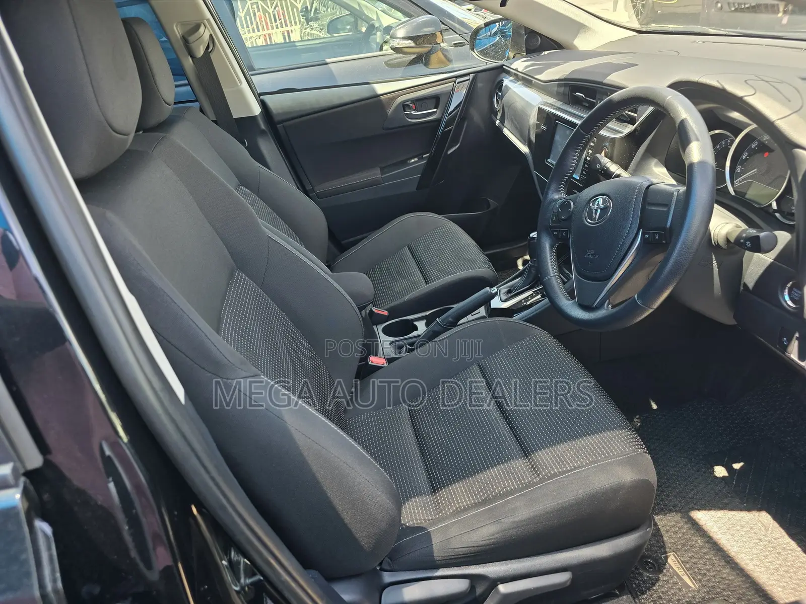 Toyota Auris 2018 Black