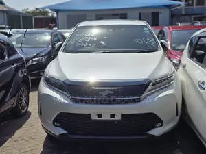 Toyota Harrier 2018 White