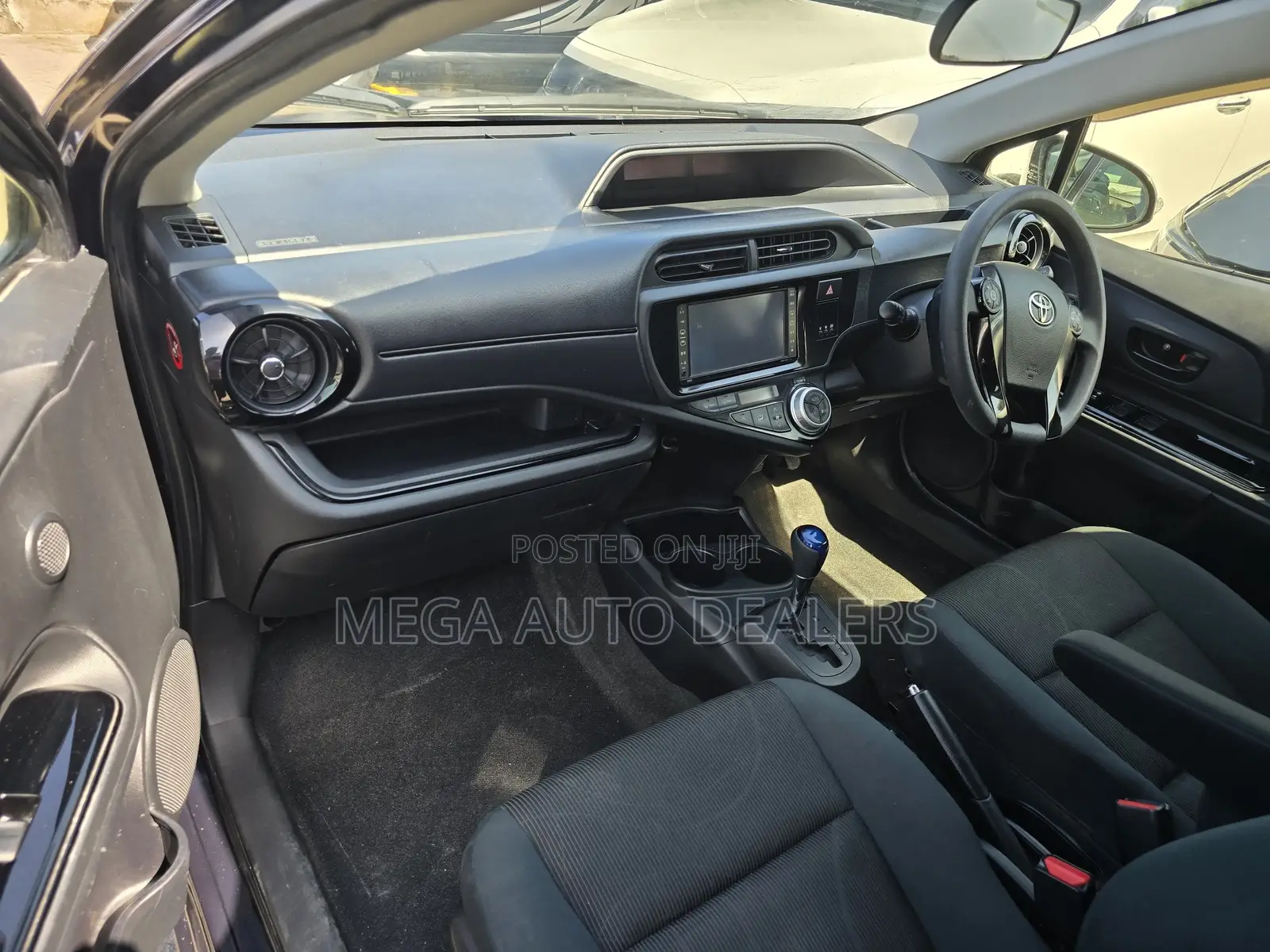 Toyota Aqua 2018 Black