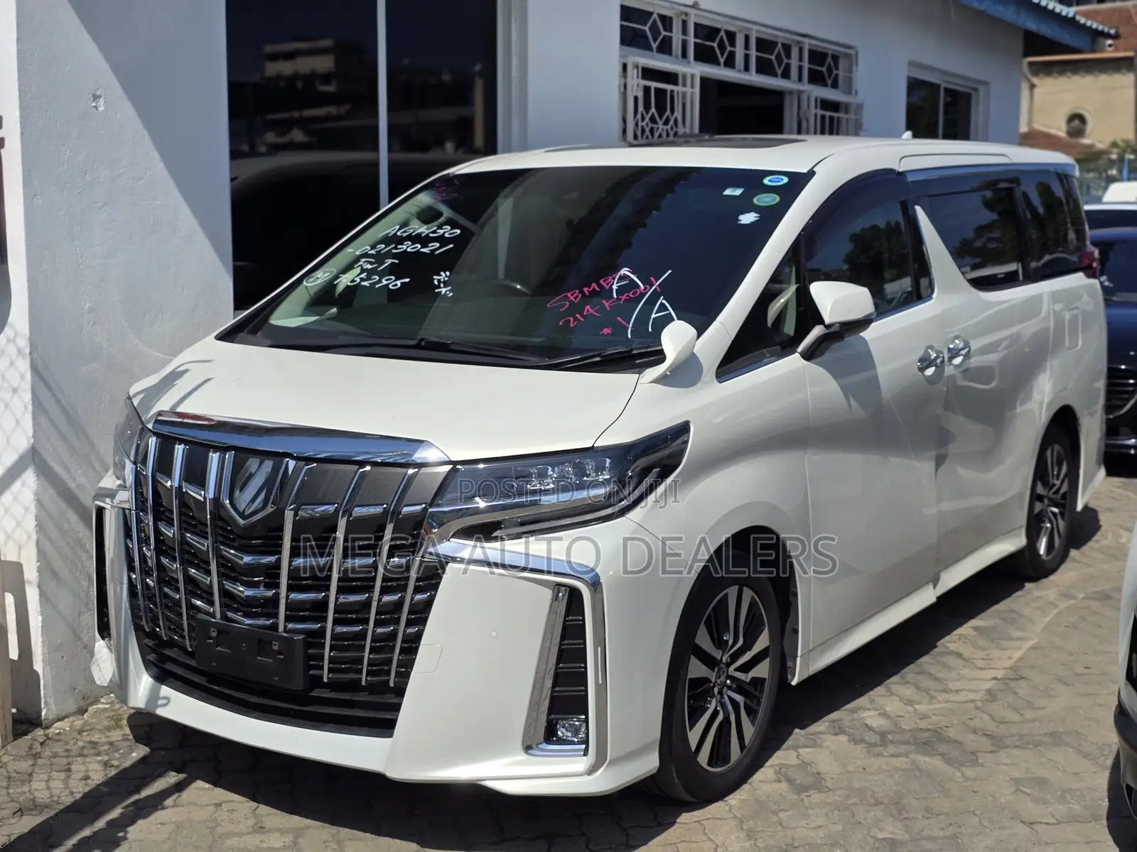 Toyota Alphard 2018 White