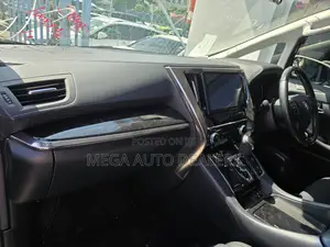 Toyota Alphard 2018 White