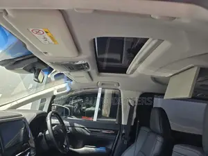 Toyota Alphard 2018 White