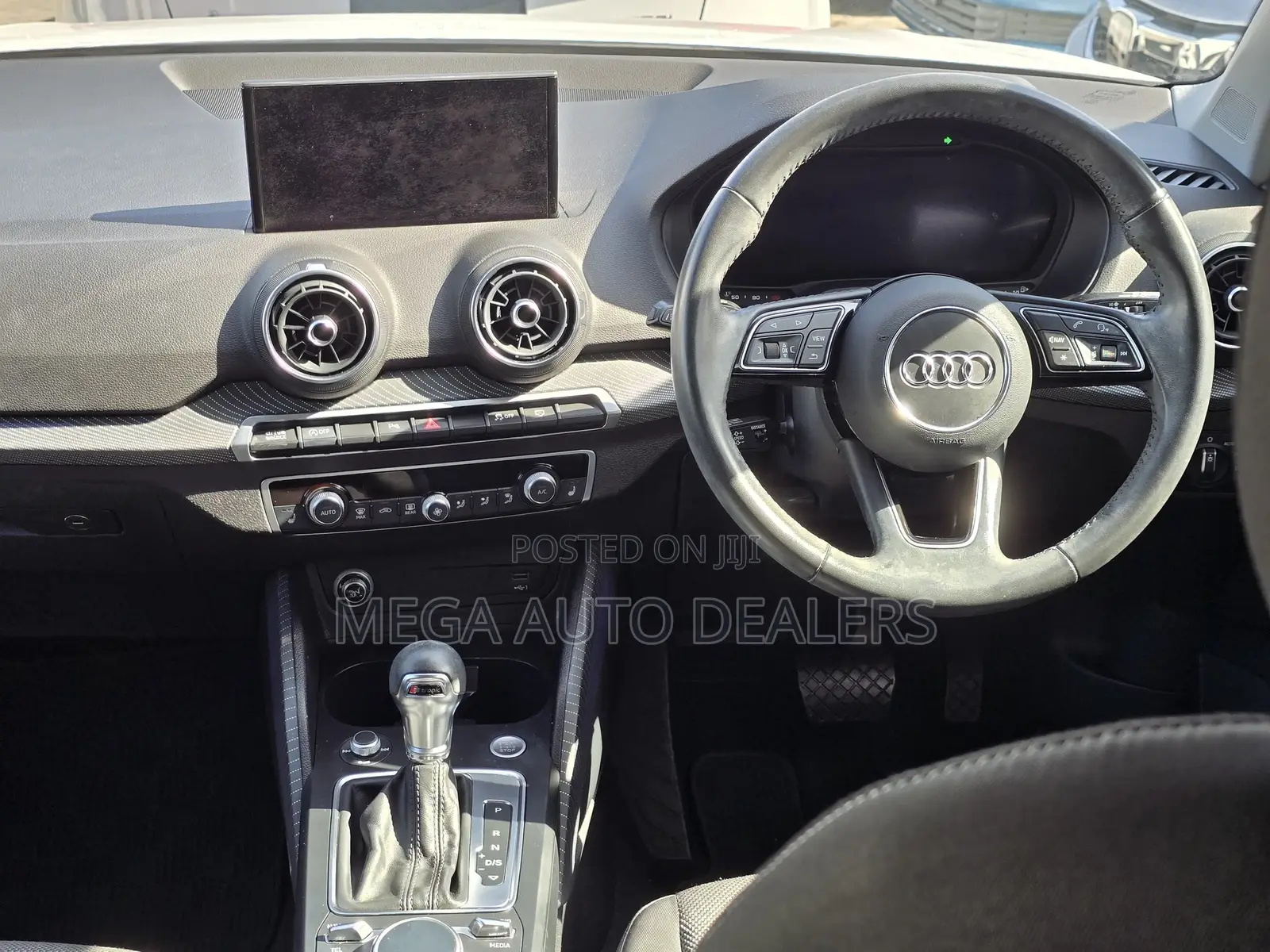 Audi Q2 2018 White