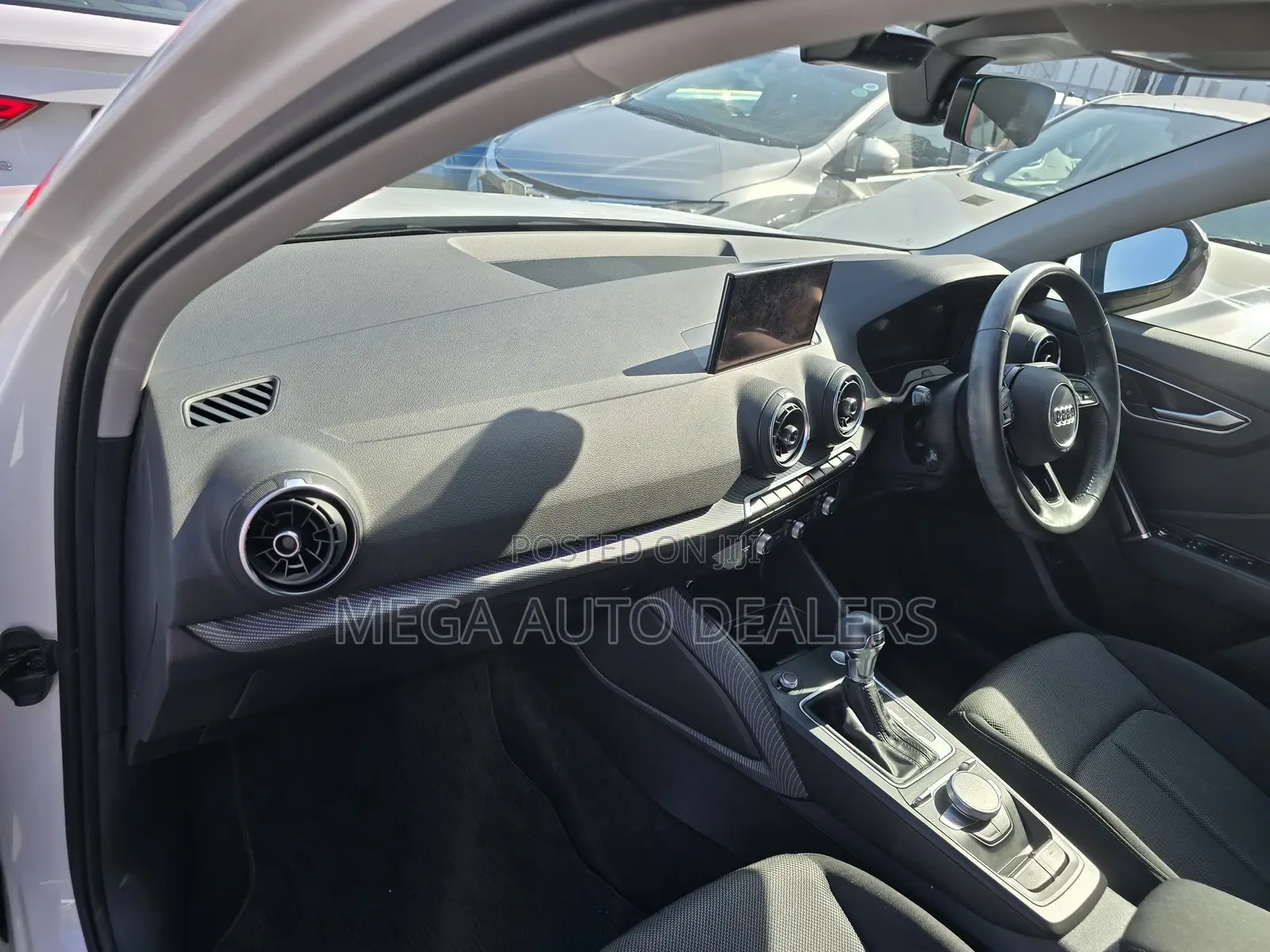Audi Q2 2018 White