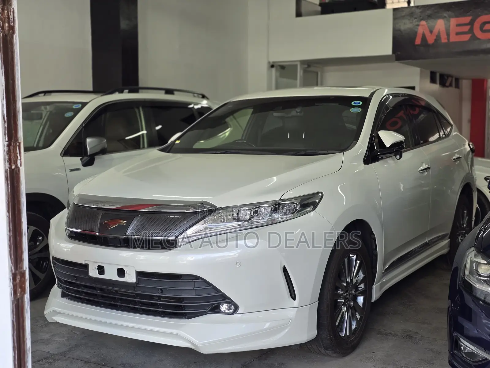 Toyota Harrier 2018 White