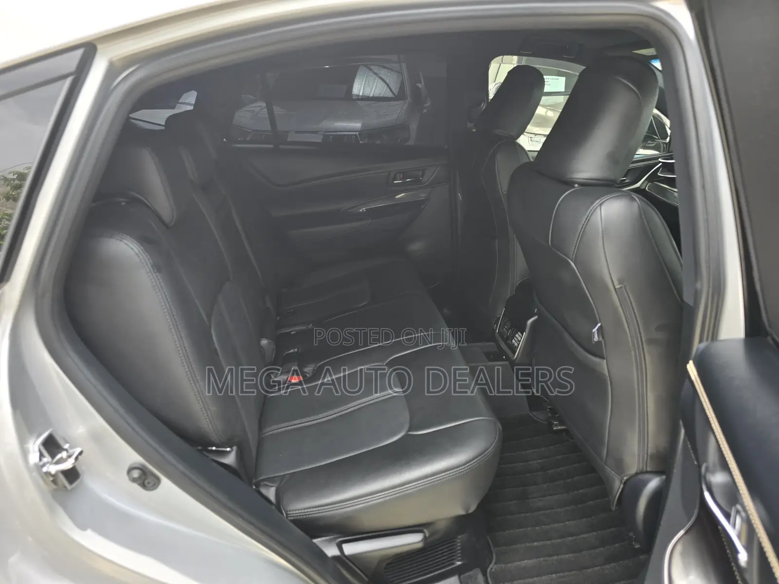 Toyota Harrier 2019 Silver