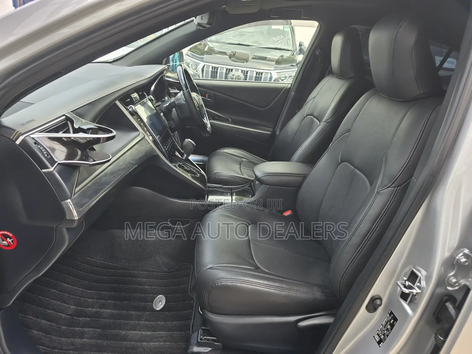 Toyota Harrier 2019 Silver