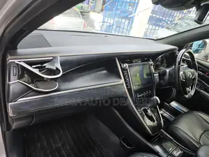 Toyota Harrier 2019 Silver