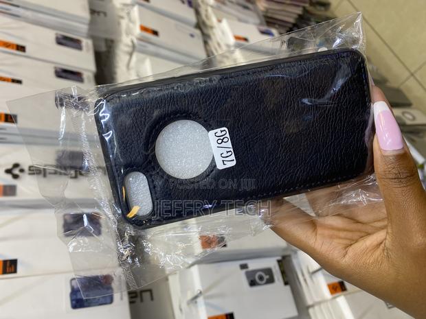 Clickfleek Premium Pu Leather Logo View Back Cover for iPhone 7g/8g - thumbnail 3