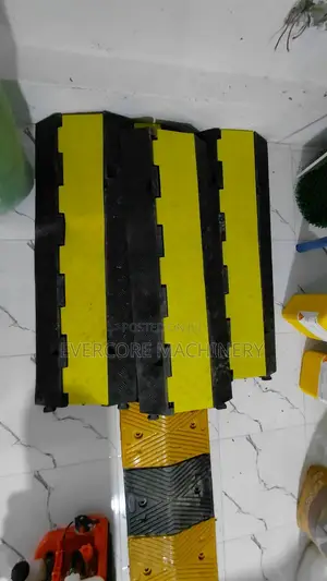 Heavy Duty Cable Protector Kit Rubber Design.