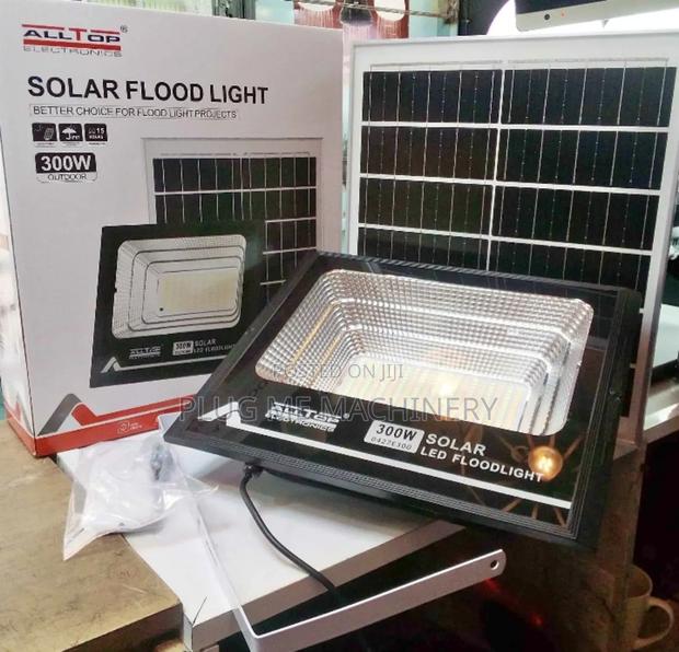 Solar Floodlight 300w/High Efficiency Floodlight
