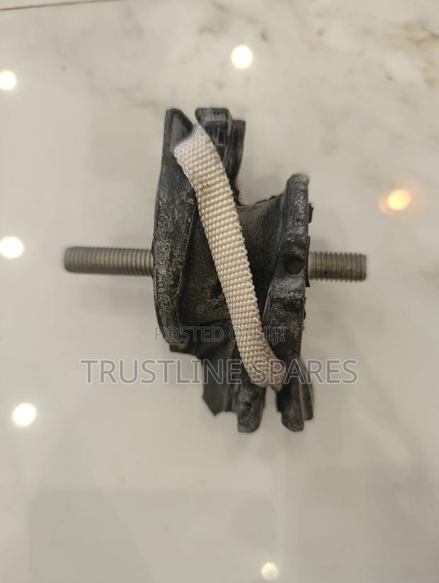 BMW 3 Series Transmission Mount Oe – Genuine Quality Kenya