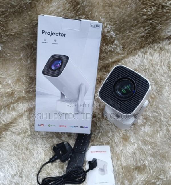 Low-Cost Led Mini Projector Smart Android 1080p With Built-in Speaker - main view