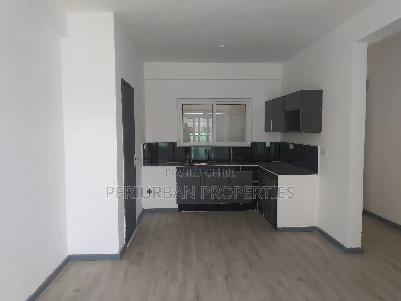 3bdrm Apartment in Sidai Village Area, Athi River for sale