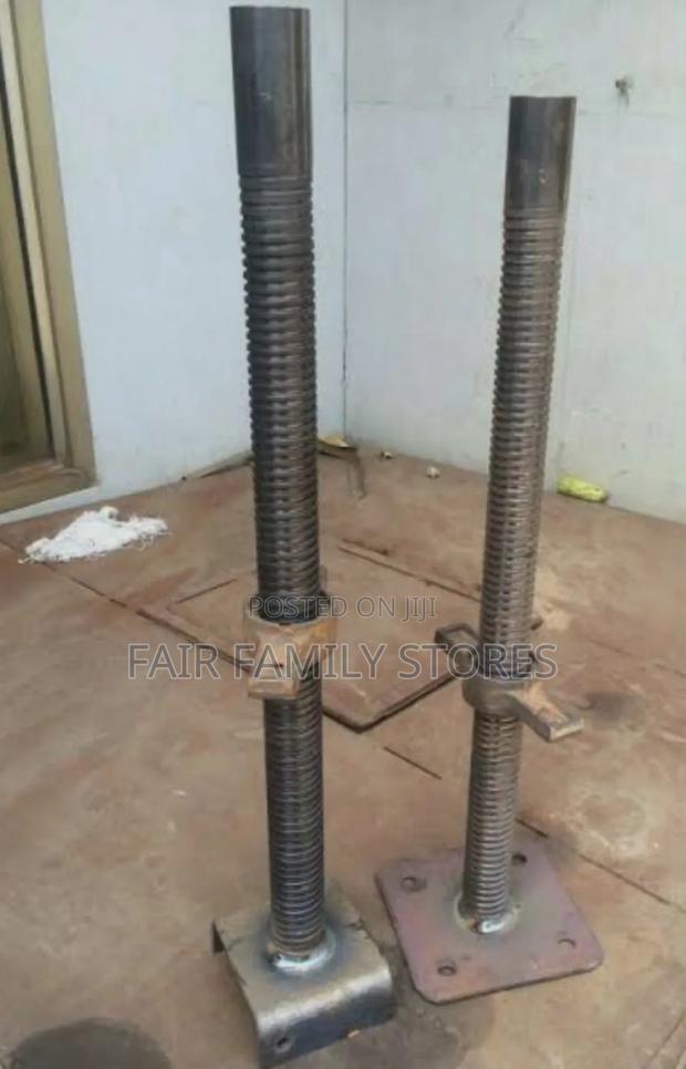 Scaffolding U Jack - main view