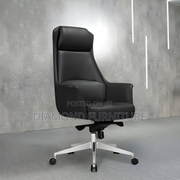 Office Furniture; Modern -Leather Office Chair – Stylish Comfortable