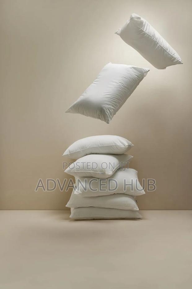 5pc Fibre Throw Pillows - thumbnail 3
