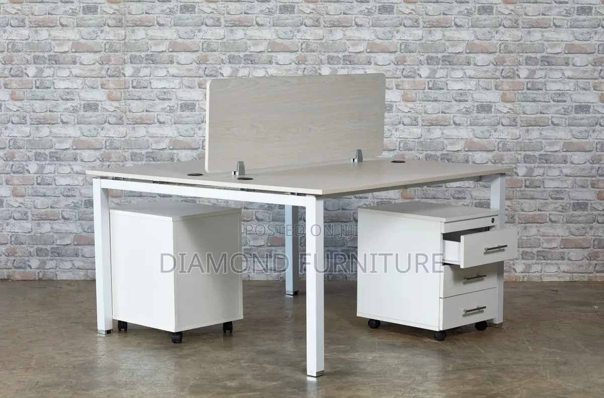 Office Furniture; 2-Way Modularofficeworkstation – Space-Saving Design