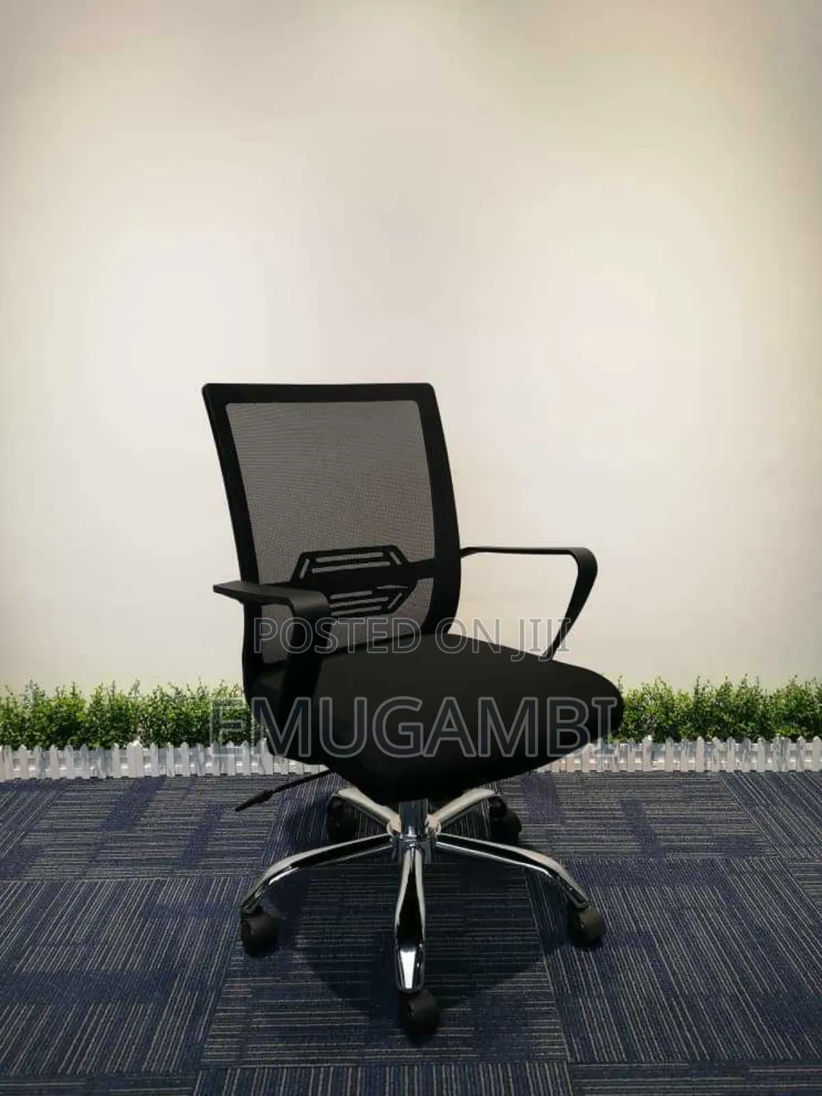 Comfortable Orthopedic Office Seat