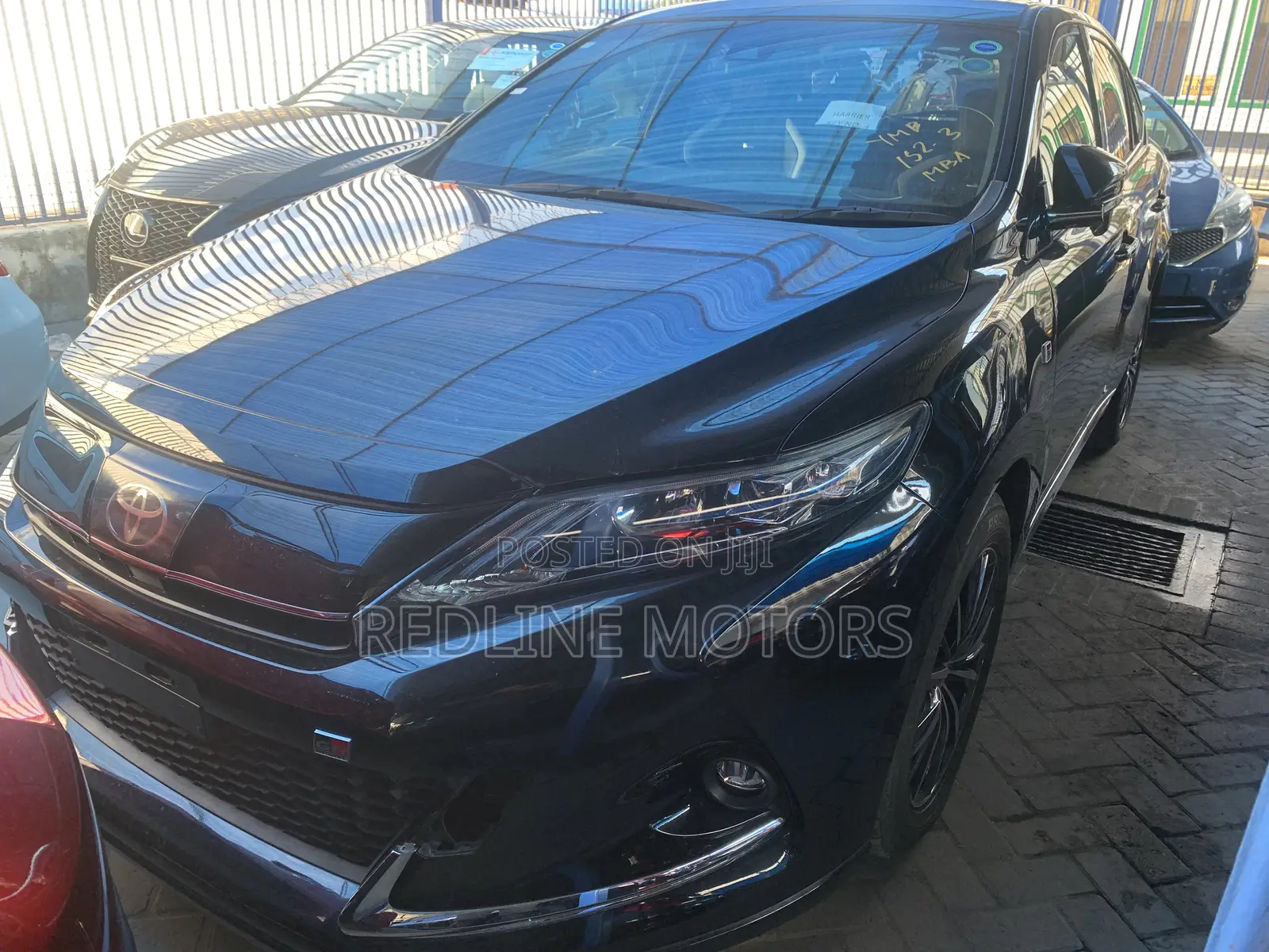 Toyota Harrier 2.0 Turbo 4WD 2018 Black