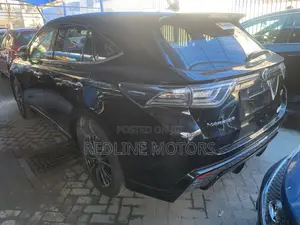 Toyota Harrier 2.0 Turbo 4WD 2018 Black