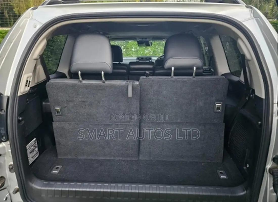 Toyota Land Cruiser Prado 3.0 172hp 2019 Silver