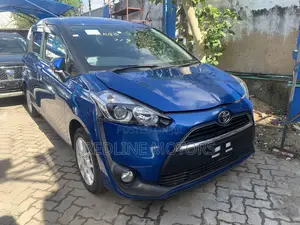 Toyota Sienta 1.5 FWD 2018 Blue