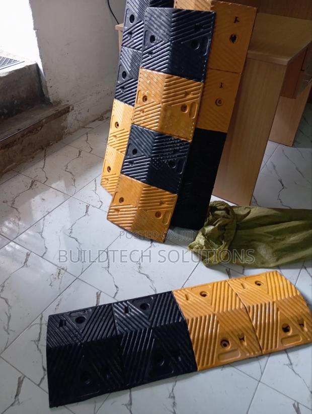 Speed Bumps/ Rubber Bumps / Modern Rubber Bumps - main view