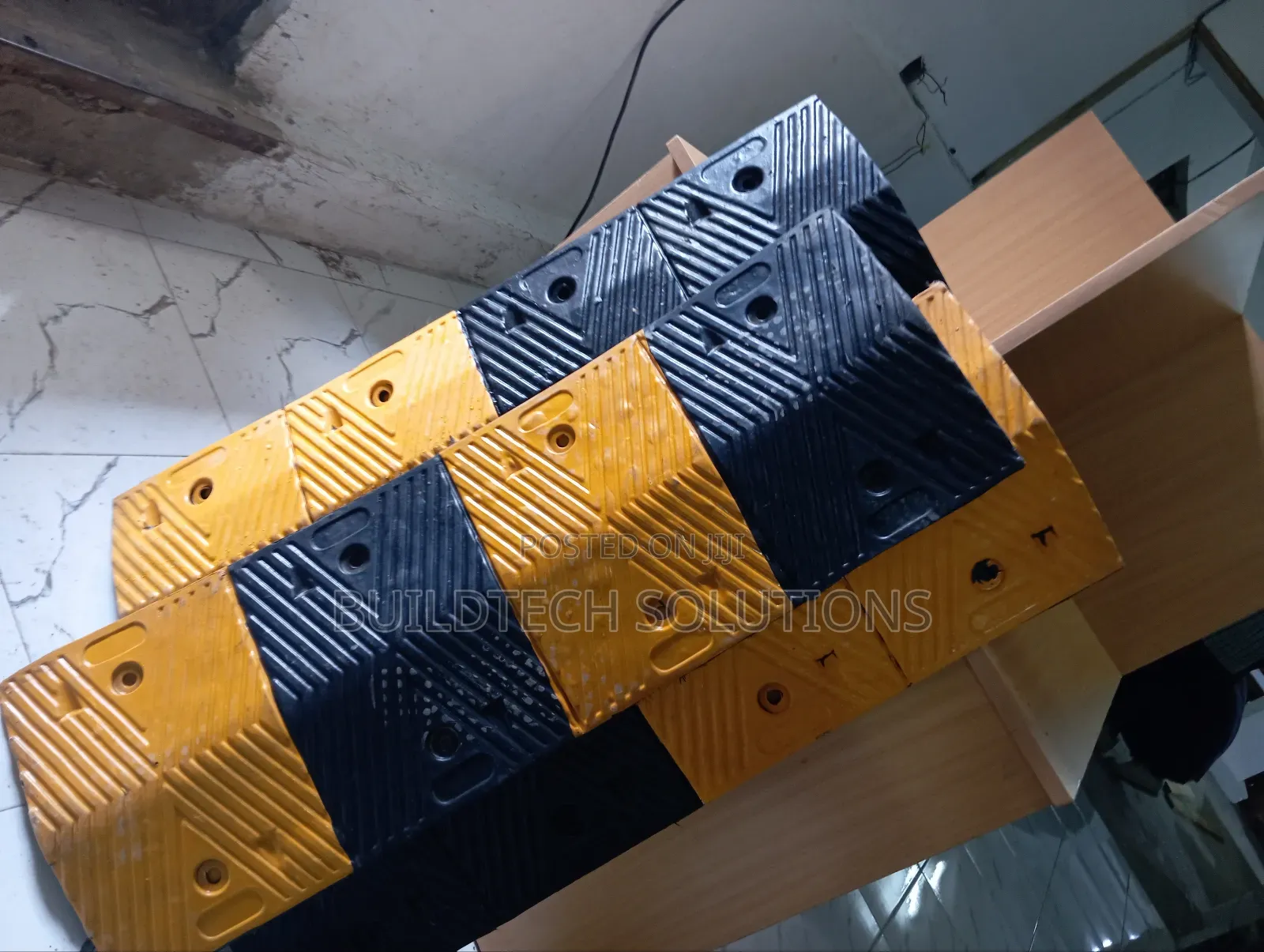 Reflective Rubber Bumps on Sale