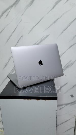 Laptop Apple MacBook Pro 2019 32GB Intel Core I9 SSD 1T - main view