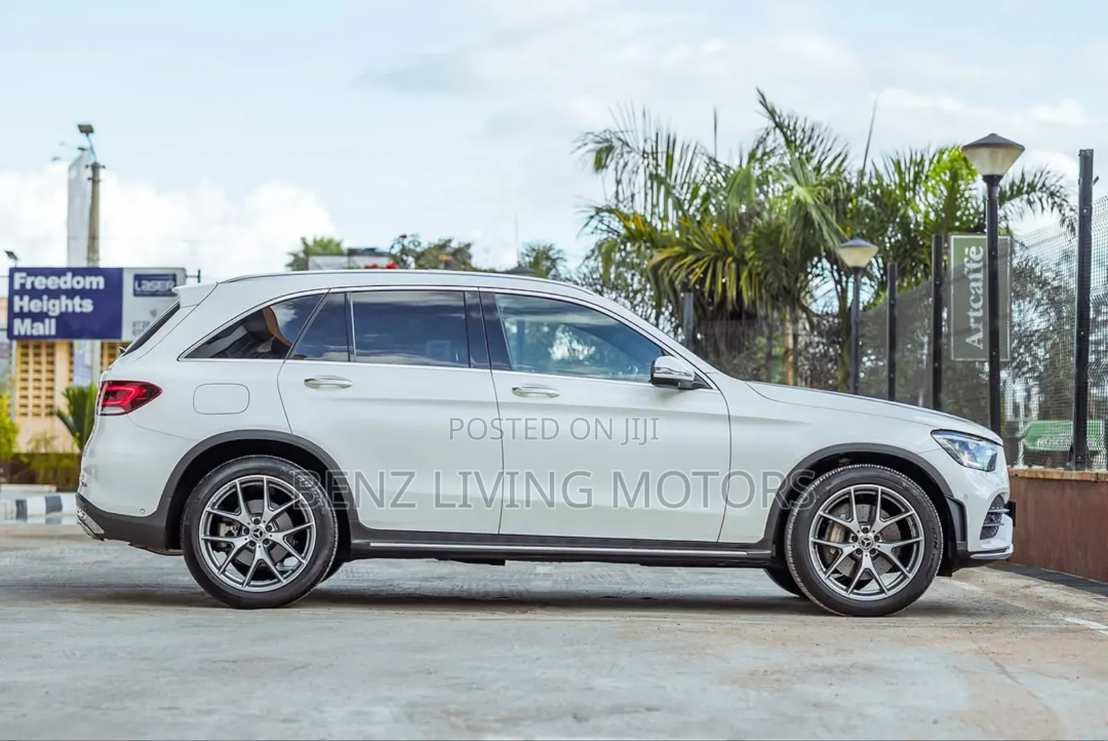 Mercedes-Benz GLC-Class 2019 White