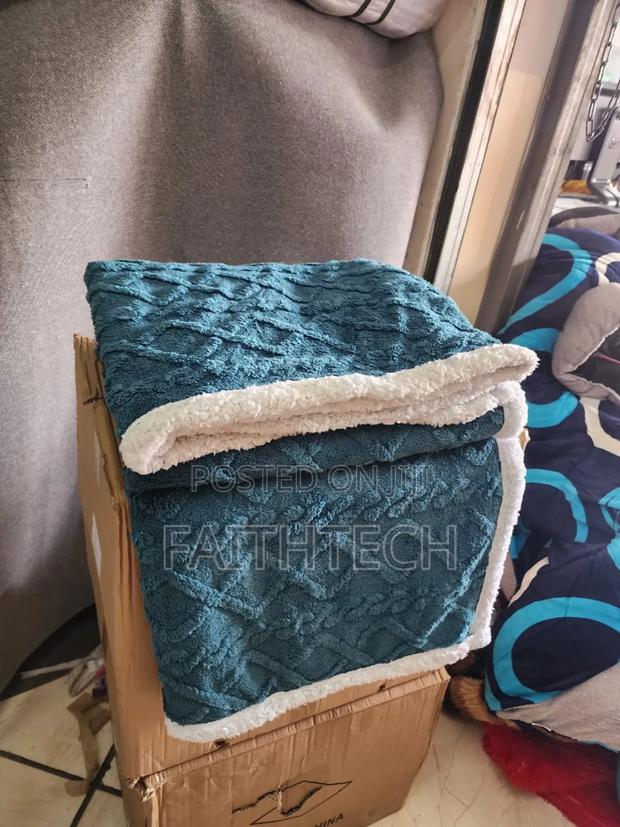 *Fleece Woolen*
Cosy 
Size 6by6 - thumbnail 3
