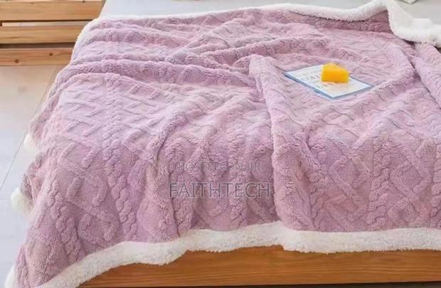 *Fleece Woolen*
Cosy 
Size 6by6 - thumbnail 5