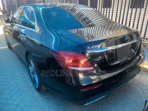 Mercedes-Benz E200 2018 Black