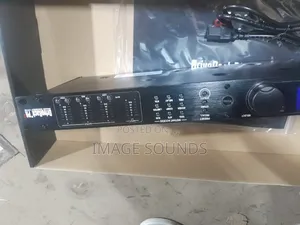 DBX Driverack Pa2 Loudspeaker Management System.
