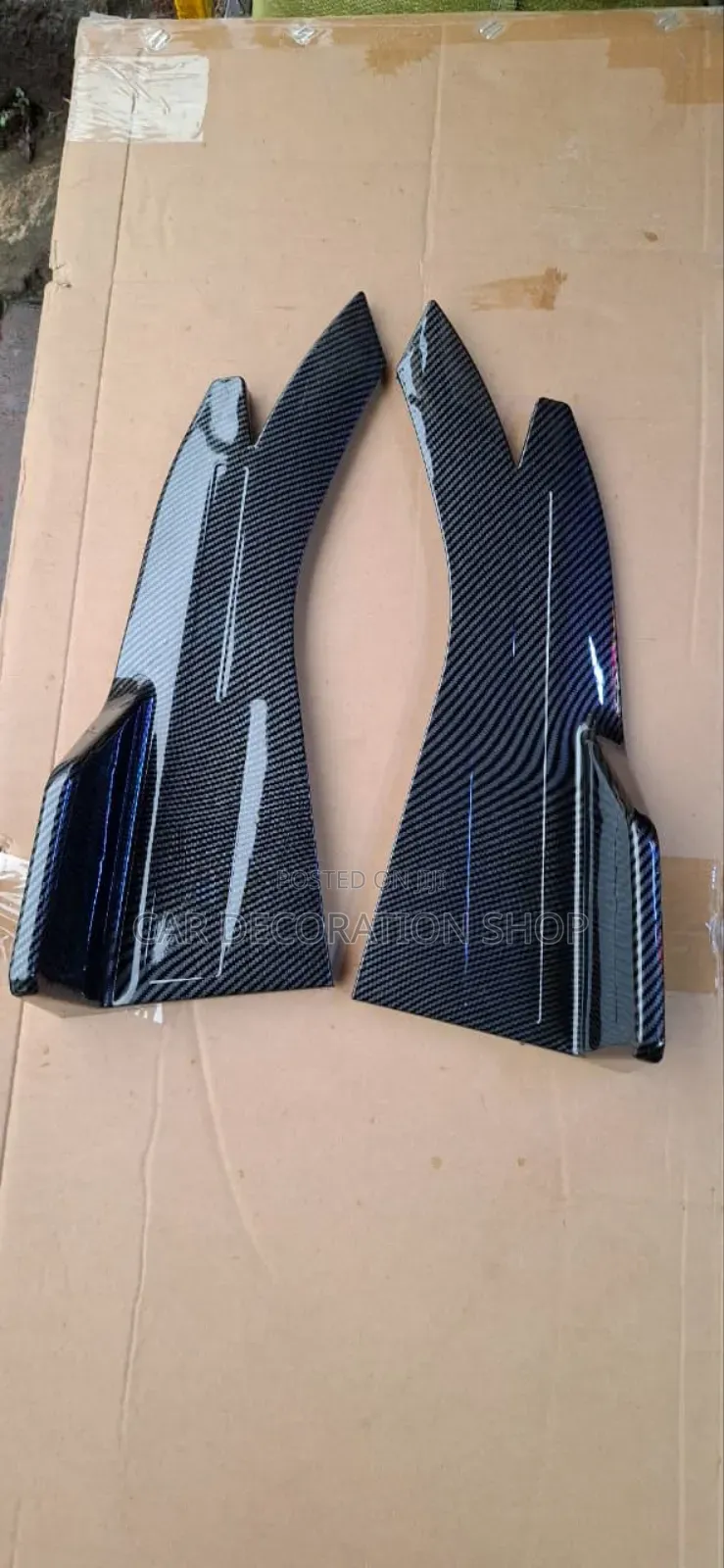 Carbon Finish Big Stylish Decorative Rear Corner Lip 2pcs