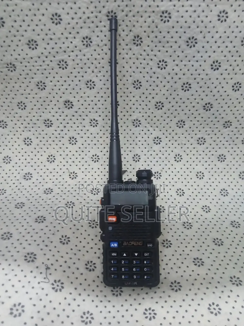 Baofeng Uv-5r Dual Band Two-Way Radio With Ear Piece