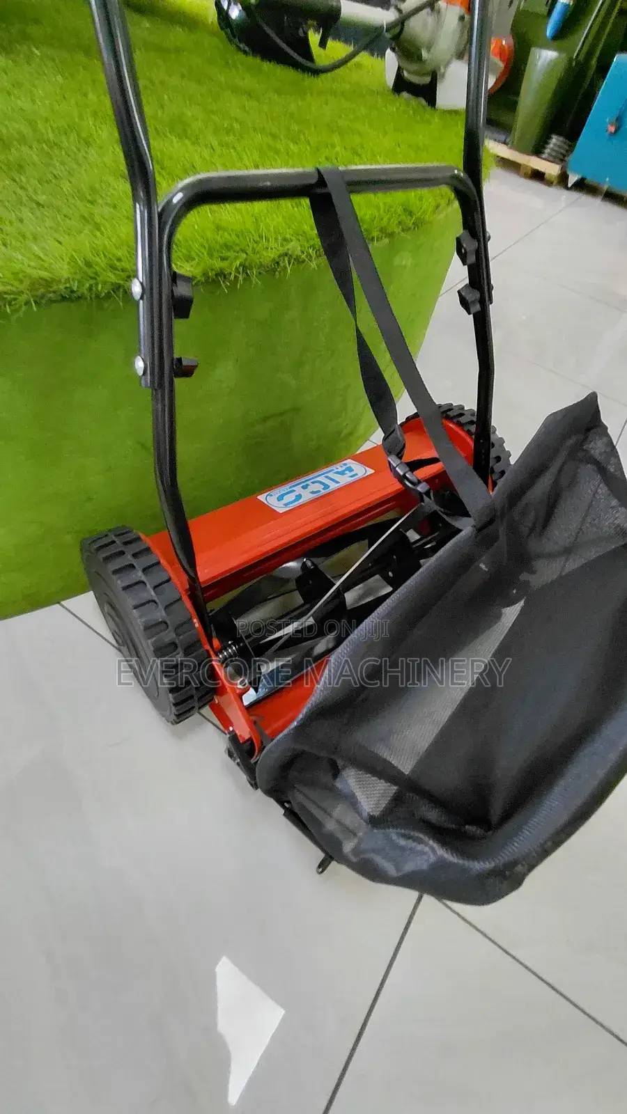 Aico Japan 18inch Manual Lawn Mower Machine.