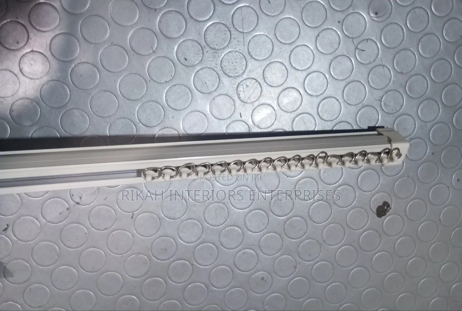 Straight Track Rail for Windows